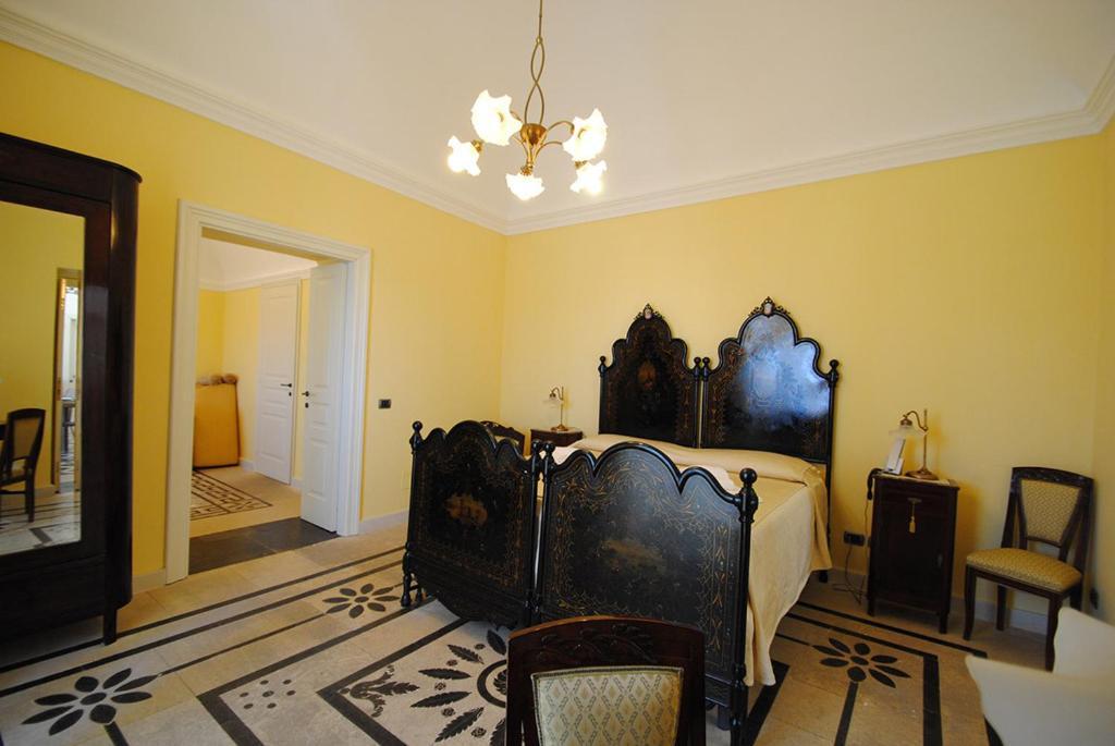 Hotel Casa Ciomod à Modica Extérieur photo