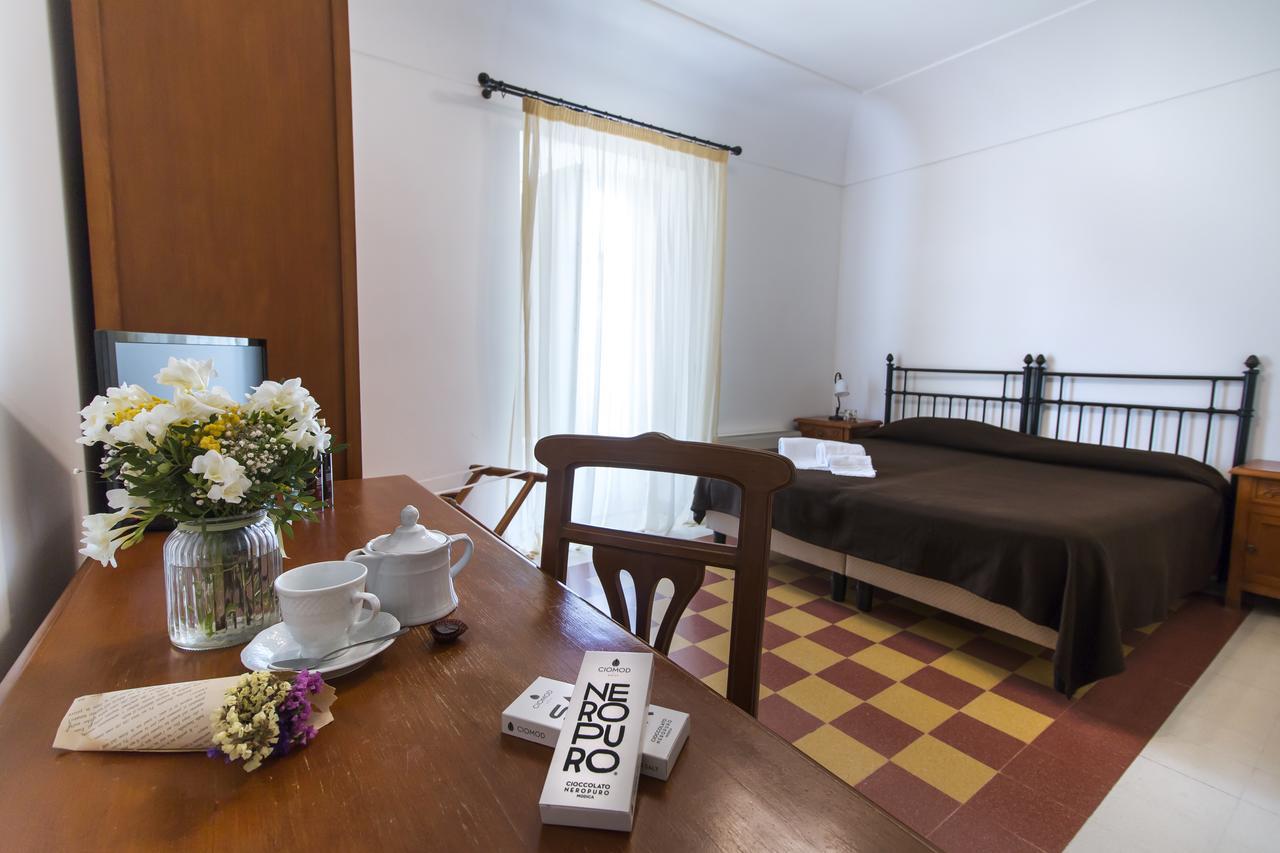 Hotel Casa Ciomod à Modica Extérieur photo